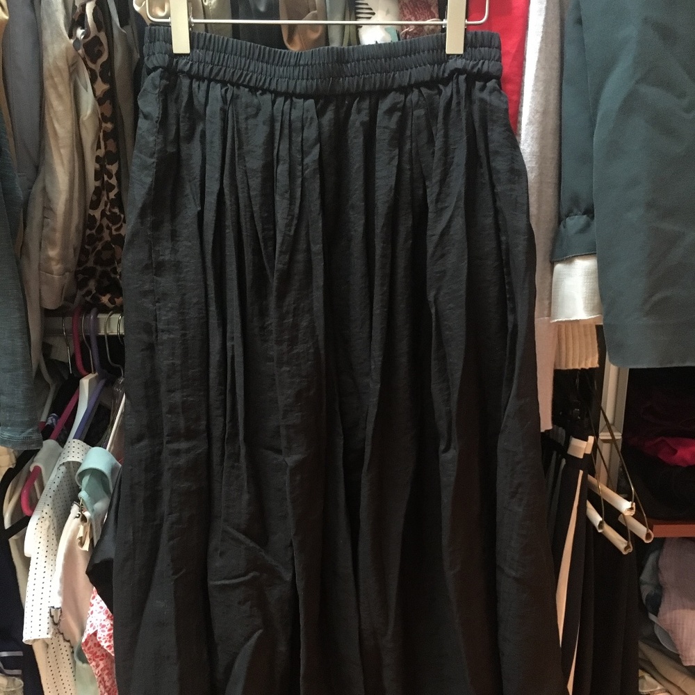 Black flowy skirt